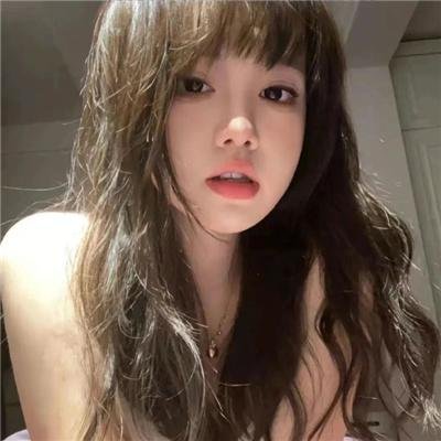 乌鸦与麻雀